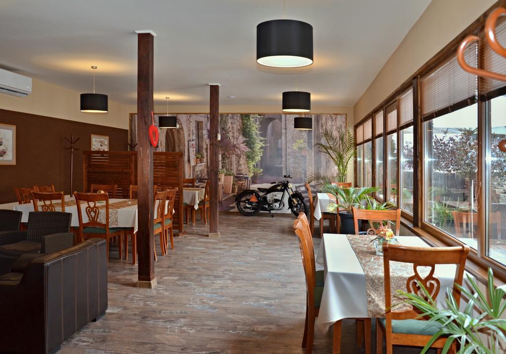 Penzion Pri Kastieli Betliar Exterior photo